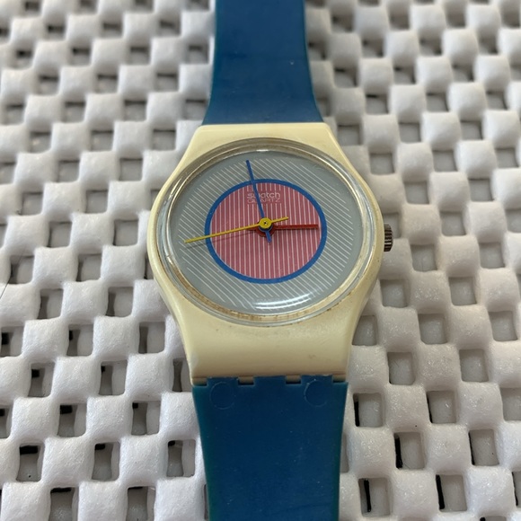 Swatch Watch - LW107 - RASPBERRY - Picture 9 of 9